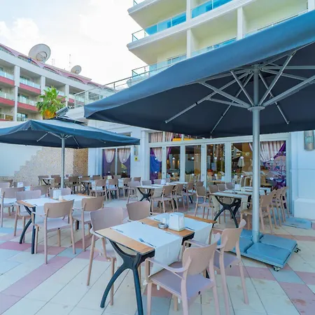 Pineta Park Deluxe Hotel