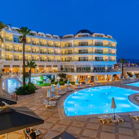 Pineta Park Deluxe 5* Marmaris