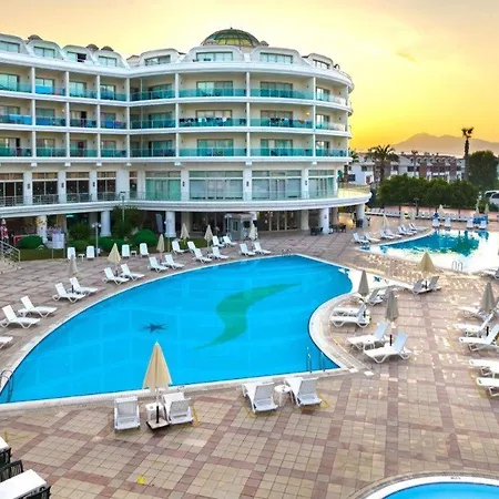 Hotel Pineta Park Deluxe 5*
